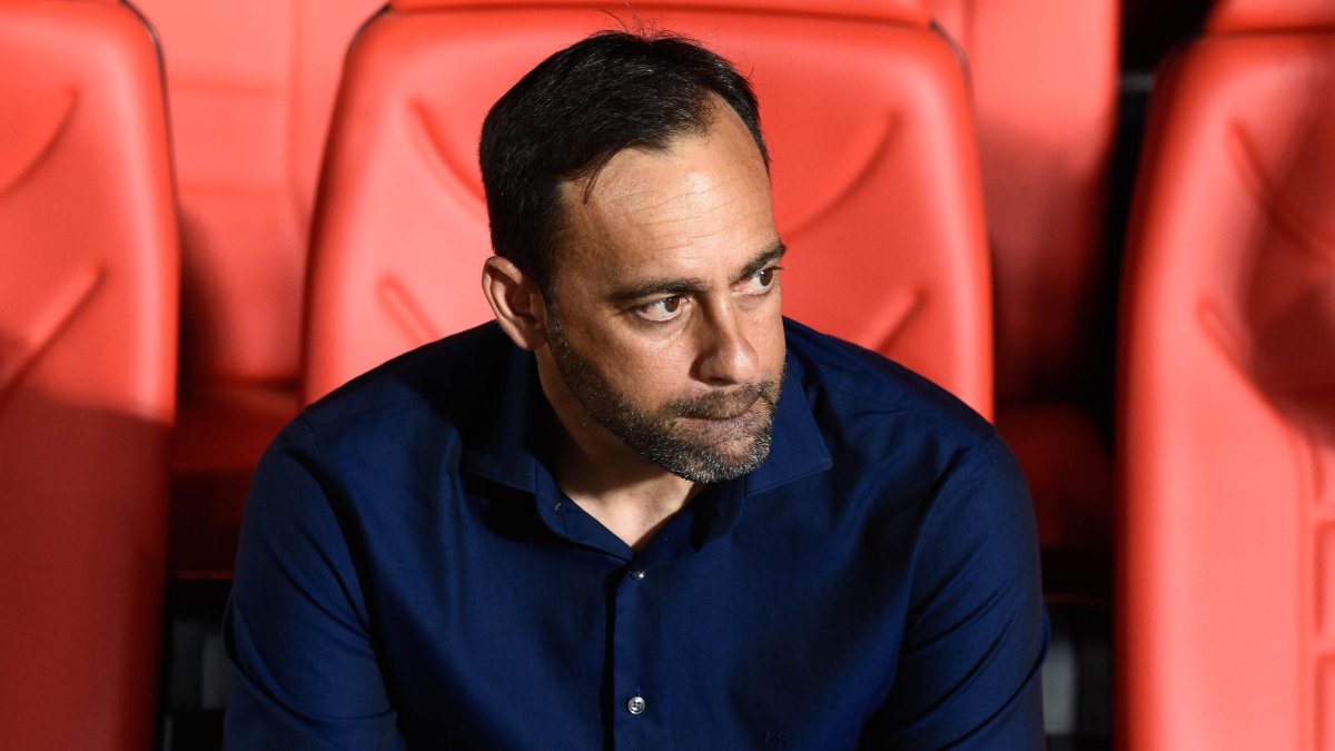 Fran Fernández aquel 21 de mayo de 2022. Su Alcorcón empataba a uno en Almería en un partido envuelto en polémica.