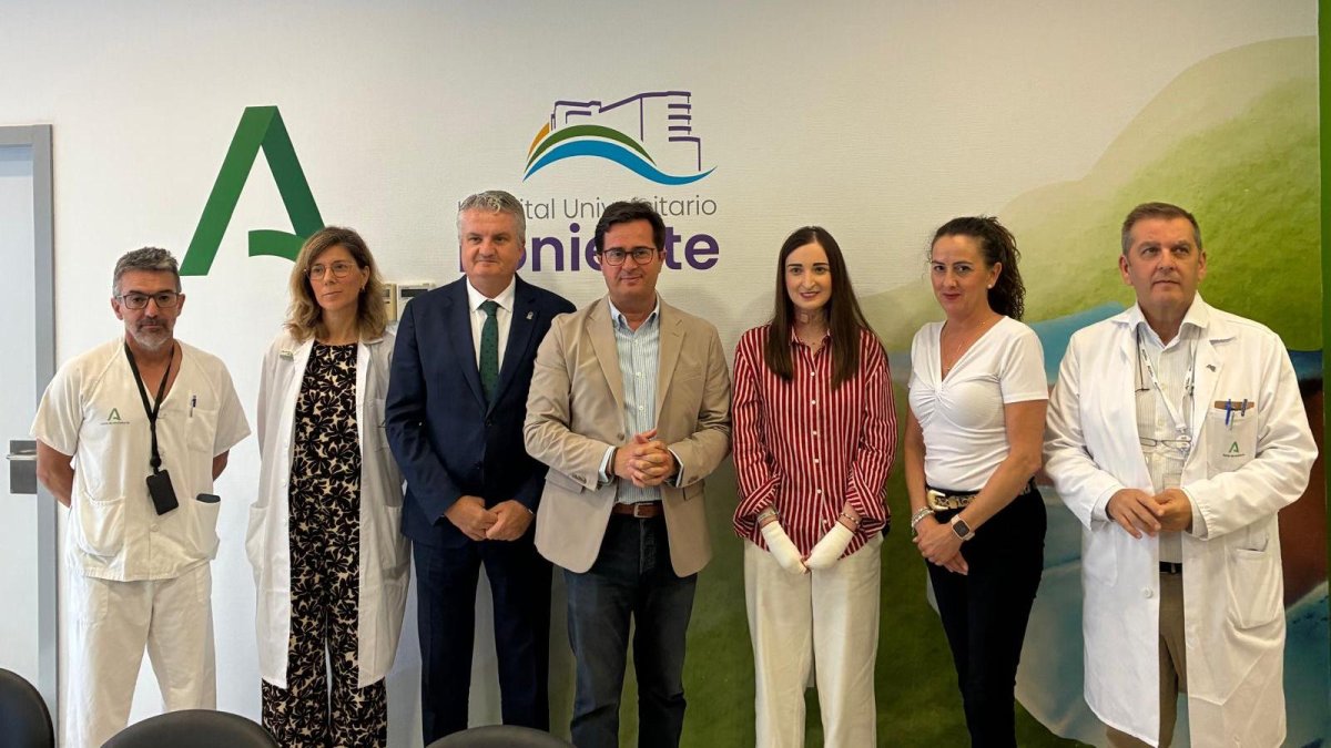 El Hospital Universitario Poniente administra un nuevo tratamiento para la ‘piel de mariposa’.