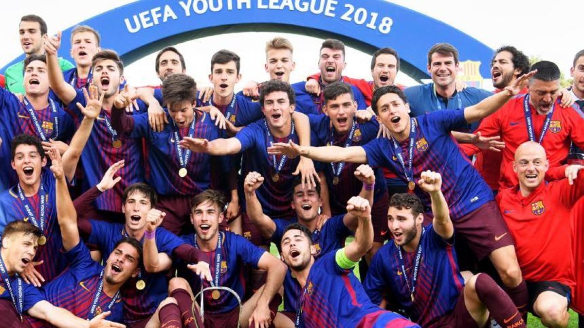 Pimienta y Chumi fueron campeones de la Youth League.