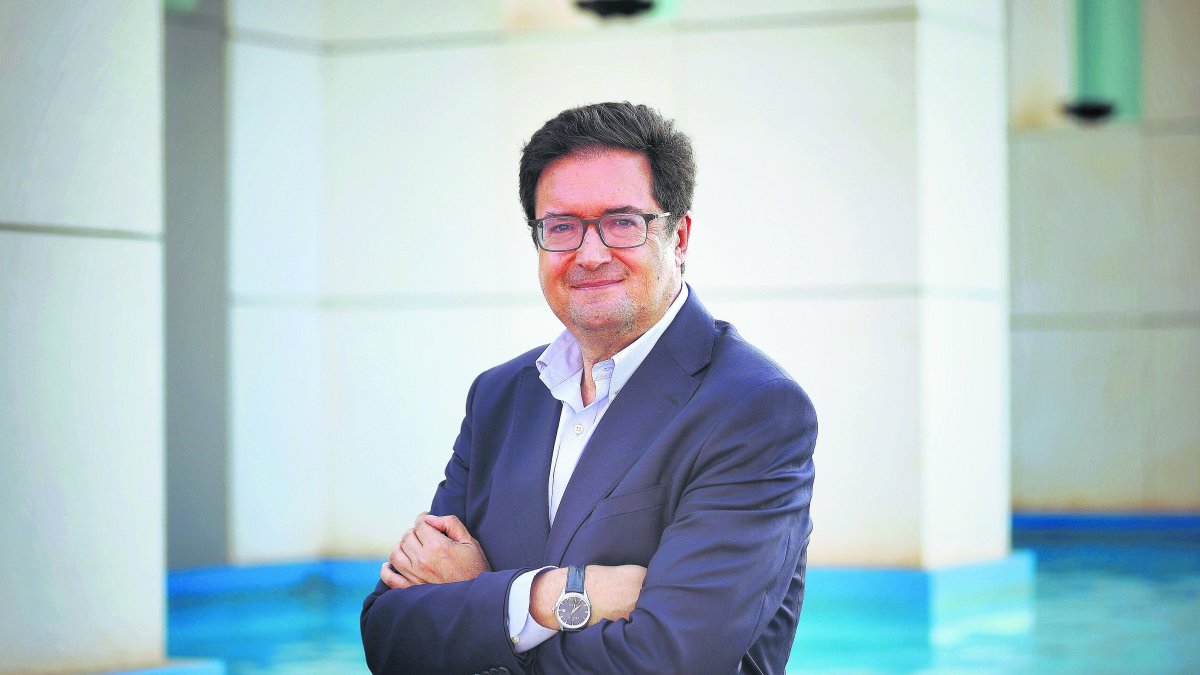 El ministro Óscar López, fotografiado esta semana después de participar en un Curso de Verano de la UAL en Roquetas de Mar.