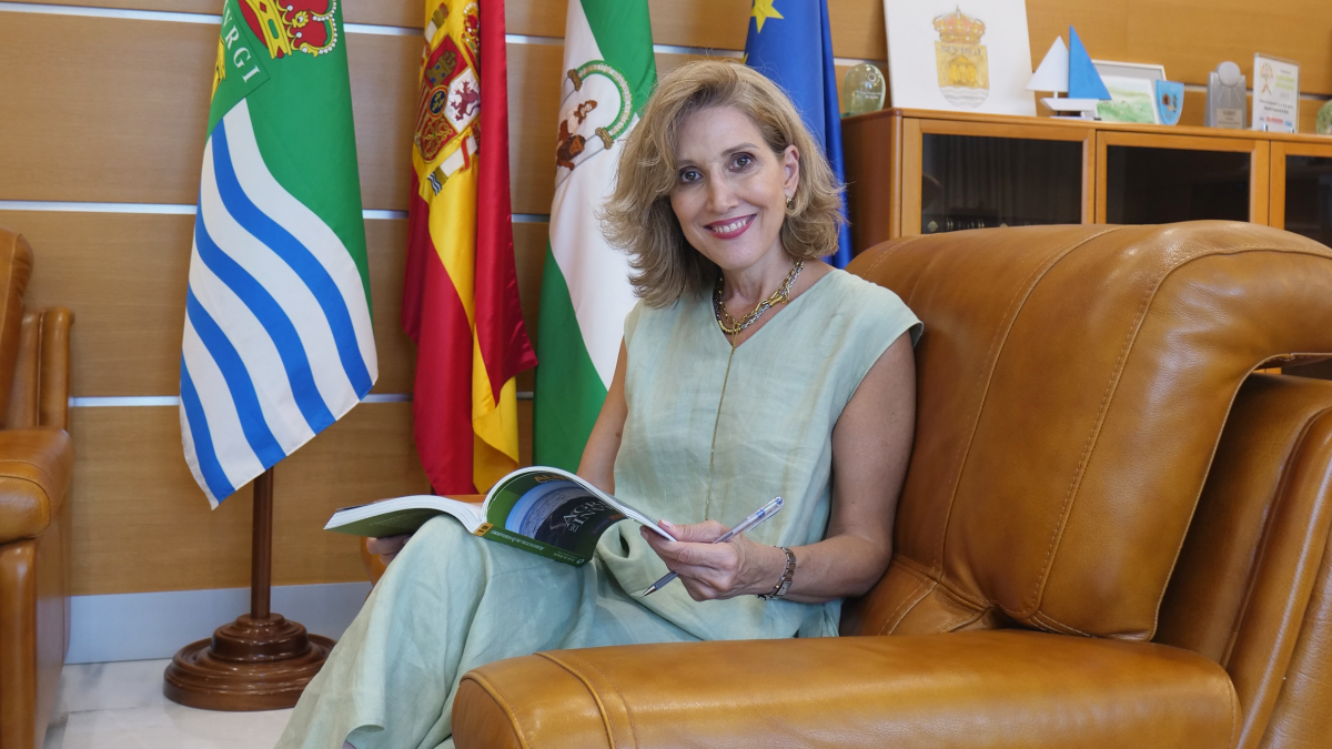 Julia Ibáñez, alcaldesa de El Ejido, en su despacho de Alcaldía.