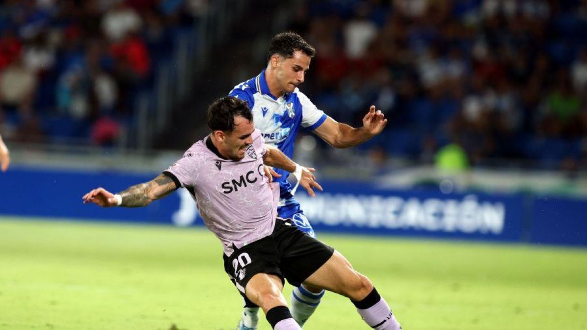 Tenerife 1-0 Almería: los de García Pimienta se estrellan en su primera salida