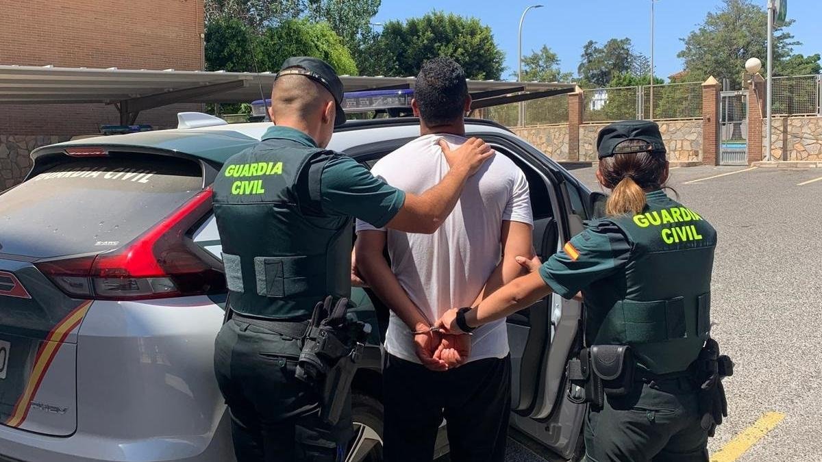Piden casi 20 años al acusado de asaltar a hombres con los que quedaba en una app de citas gays