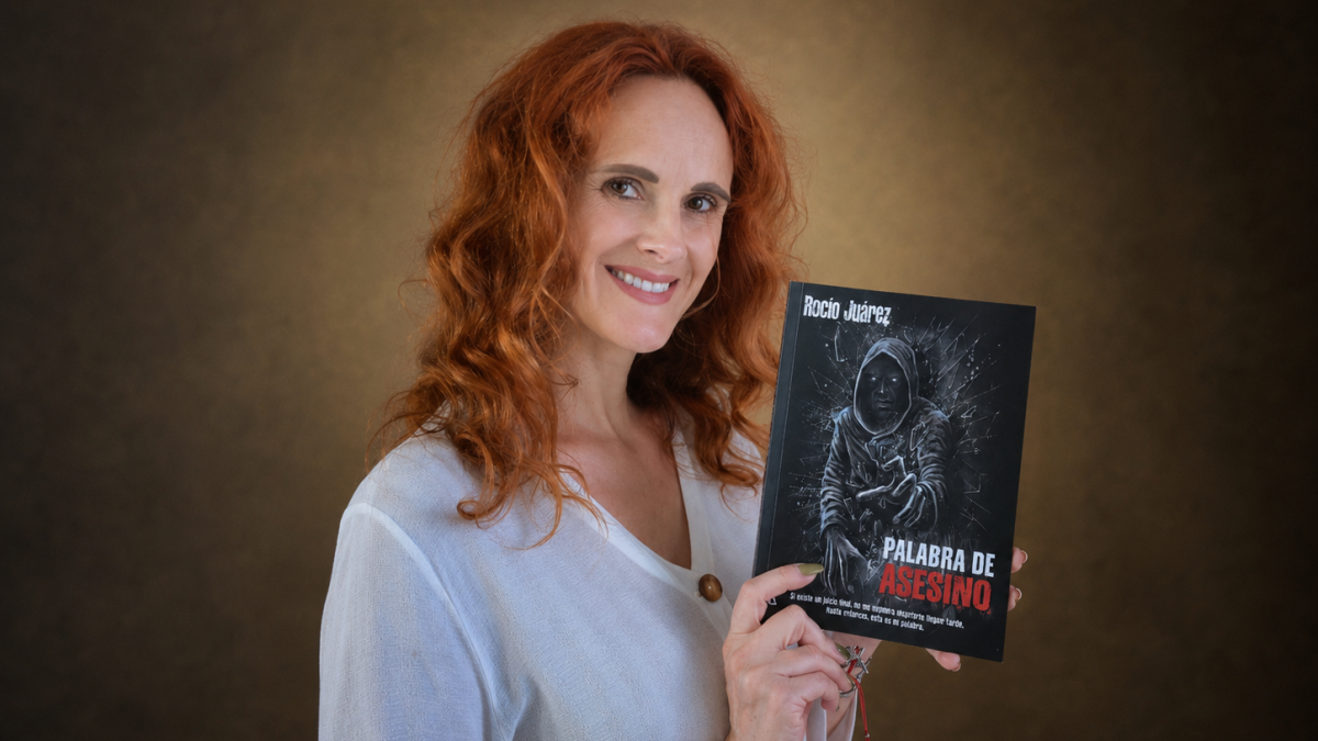 Rocío Juárez, con su libro ‘Palabra de asesino’ (Guante Blanco).