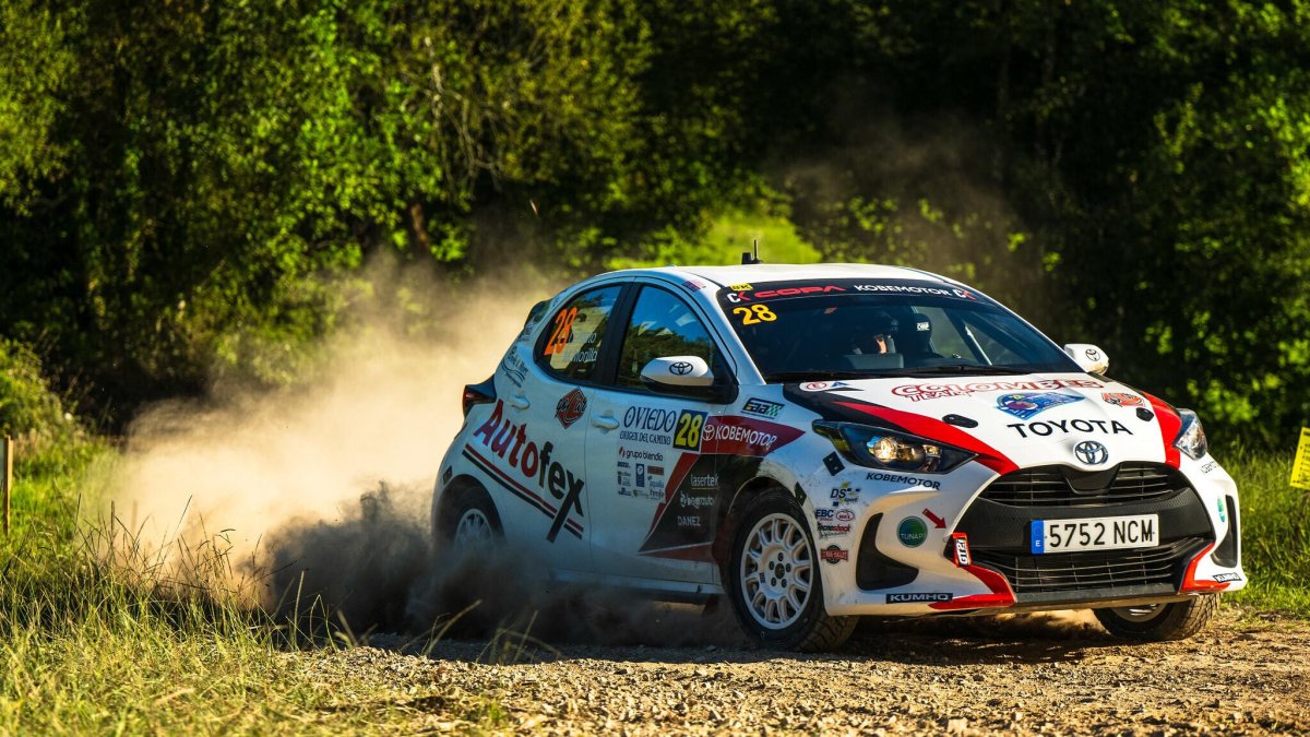 El piloto del Automóvil Club de Almería, Mario Morillo, y su copiloto, David Nieto, realizaron un gran rallye.