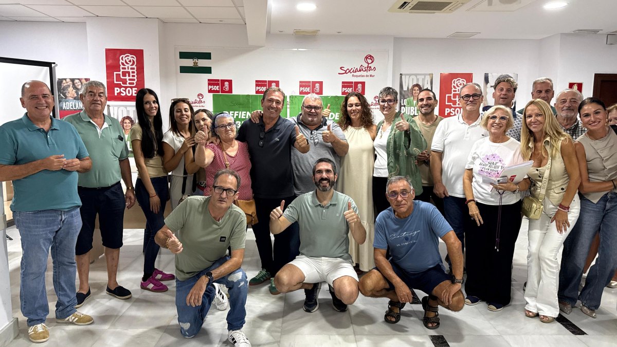 Primarias Rafael Torres celebra el resultado.