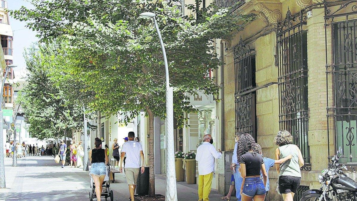 Almería capital vuelve a ser el municipio más rico de Almería.