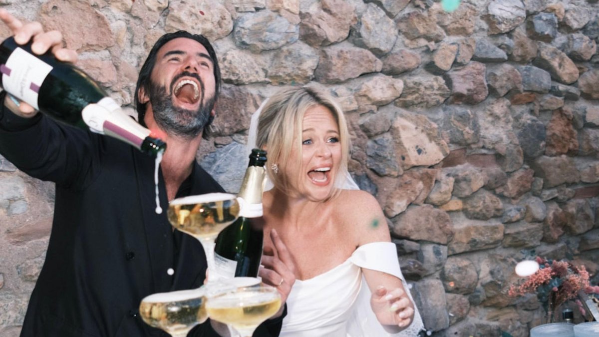 Emily Atack y Alistair Garner, el día de su boda en Mojácar.