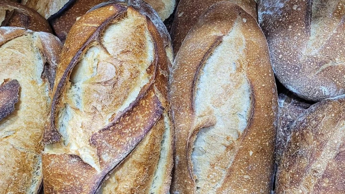 Barras de pan elaboradas en Horno de Martín en Vera.