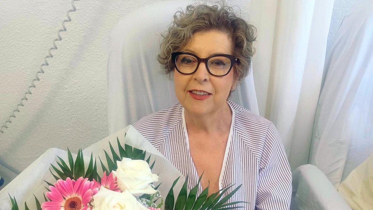 Joaquina Sánchez permanece ingresada en el Hospital Torrecárdenas tras ser intervenida de dos tumores.