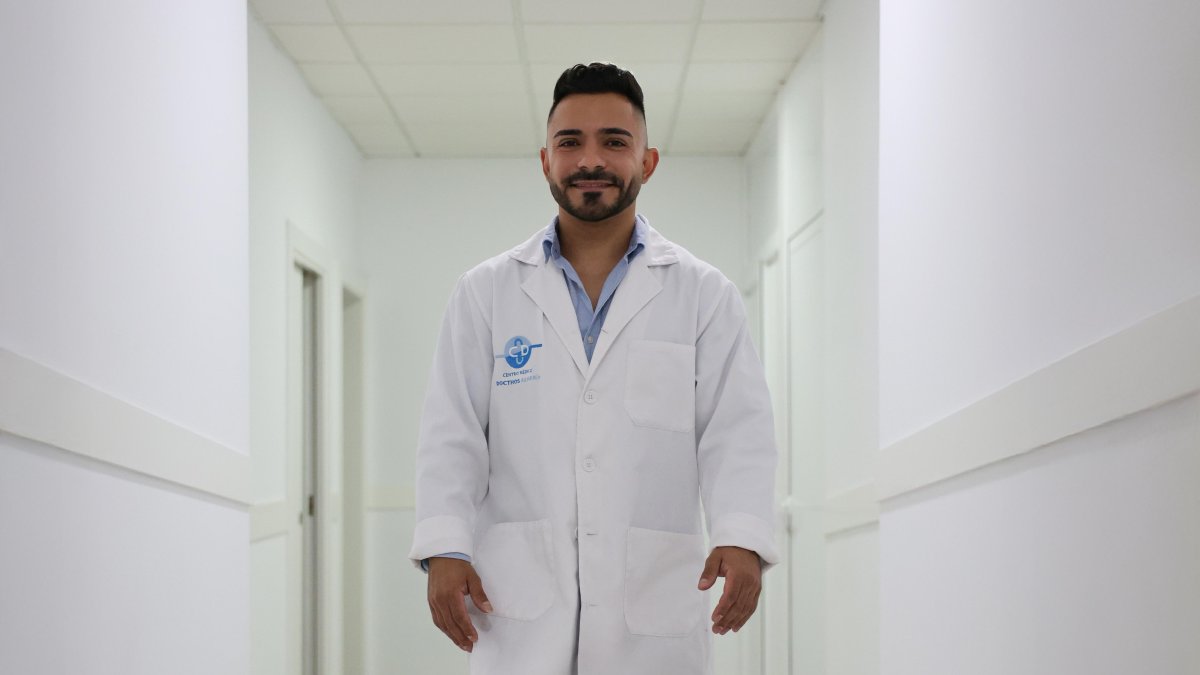 Jesús Alonso, maestro y sexólogo.