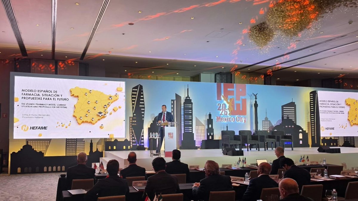 Enrique Ayuso, presidente de Hefame, durante su intervención en el congreso internacional IFPW 2026, celebrado en México.