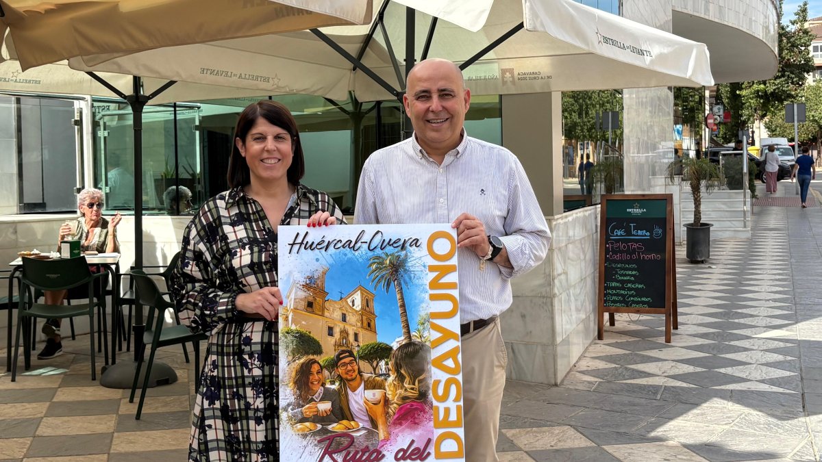 Presentación de la primera Ruta del Desayuno en Huércal-Overa.