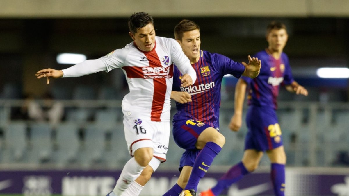 Chimy en el partido Barcelona B-Huesca.