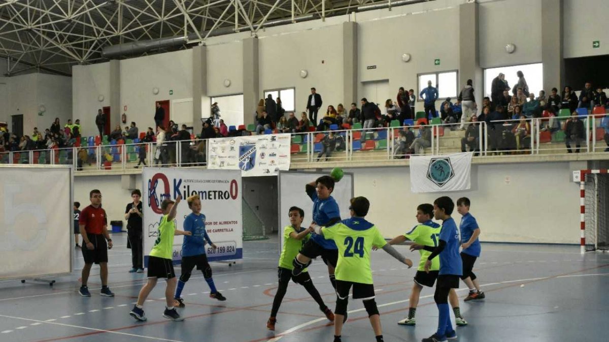 La cantera tiene una cita en El Ejido.