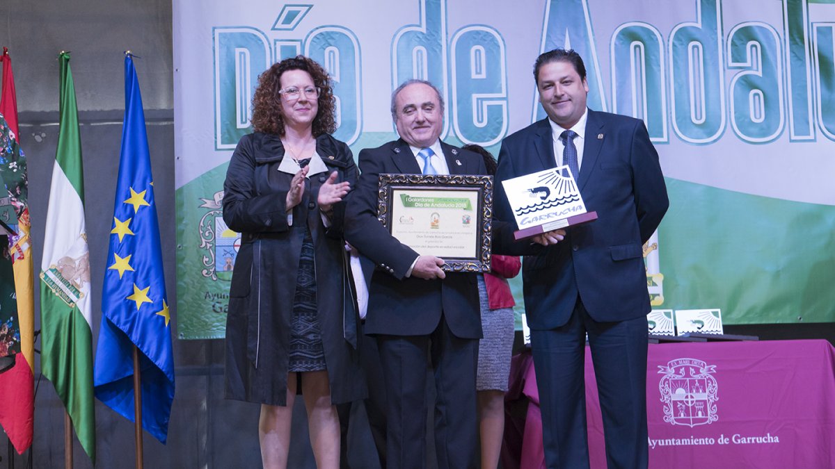 Premio Deporte para el profesor Tomás Ruiz García.