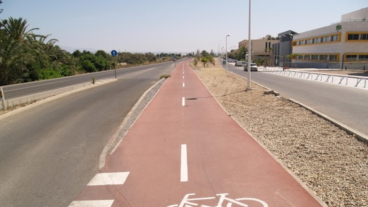 Carril bici ubicado en el término municipal de Almería
