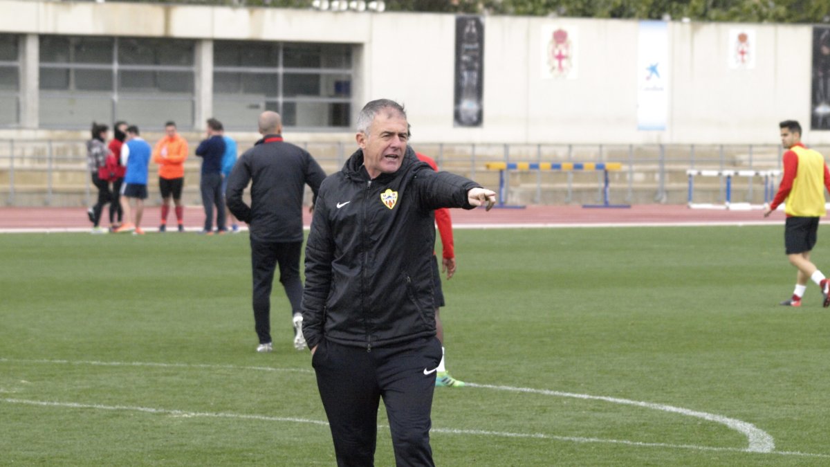 Lucas Alcaraz en el campo Anexo.