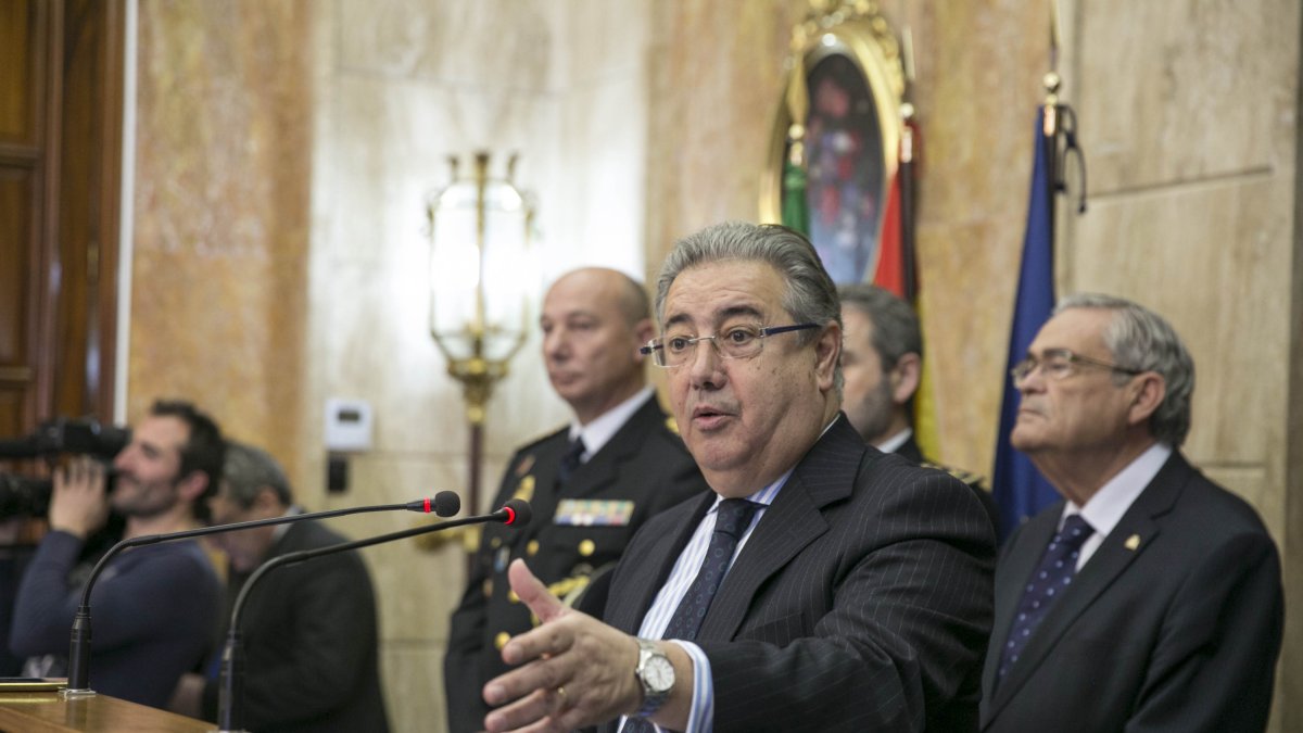 Juan Ignacio Zoido, ministro del Interior, en la rueda de prensa que ofreció en Almería el pasado miércoles.