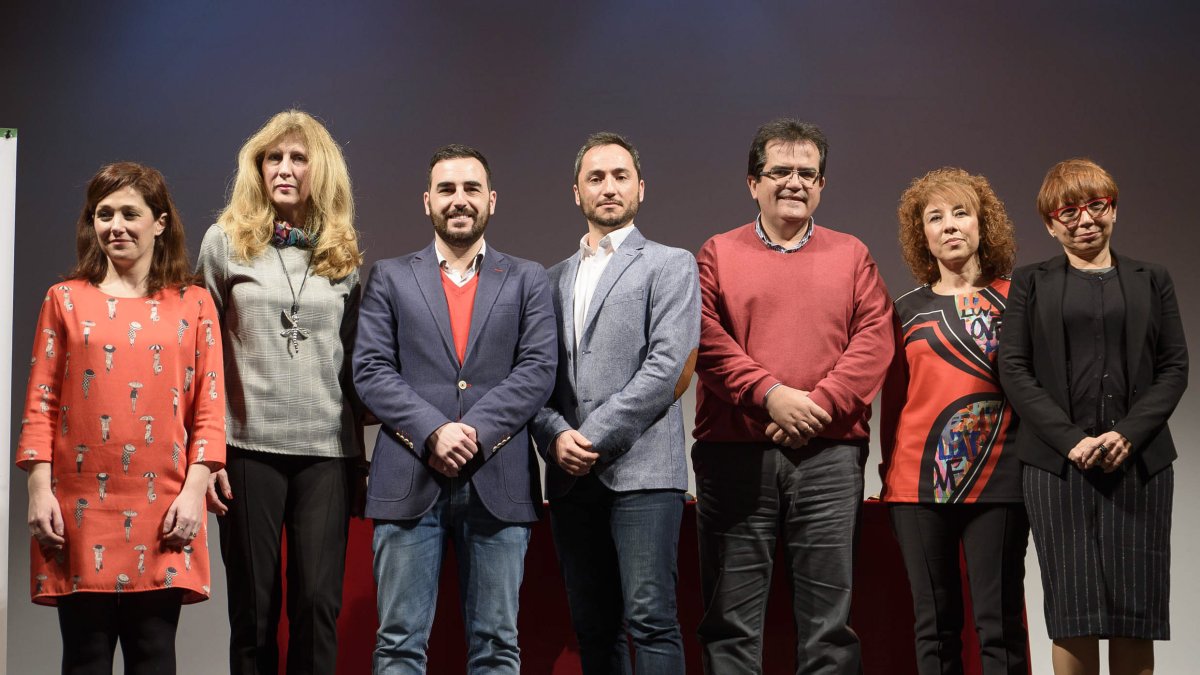 Presentación de las Jornadas, esta mañana en el Teatro Apolo, con organizadores y patrocinadores.