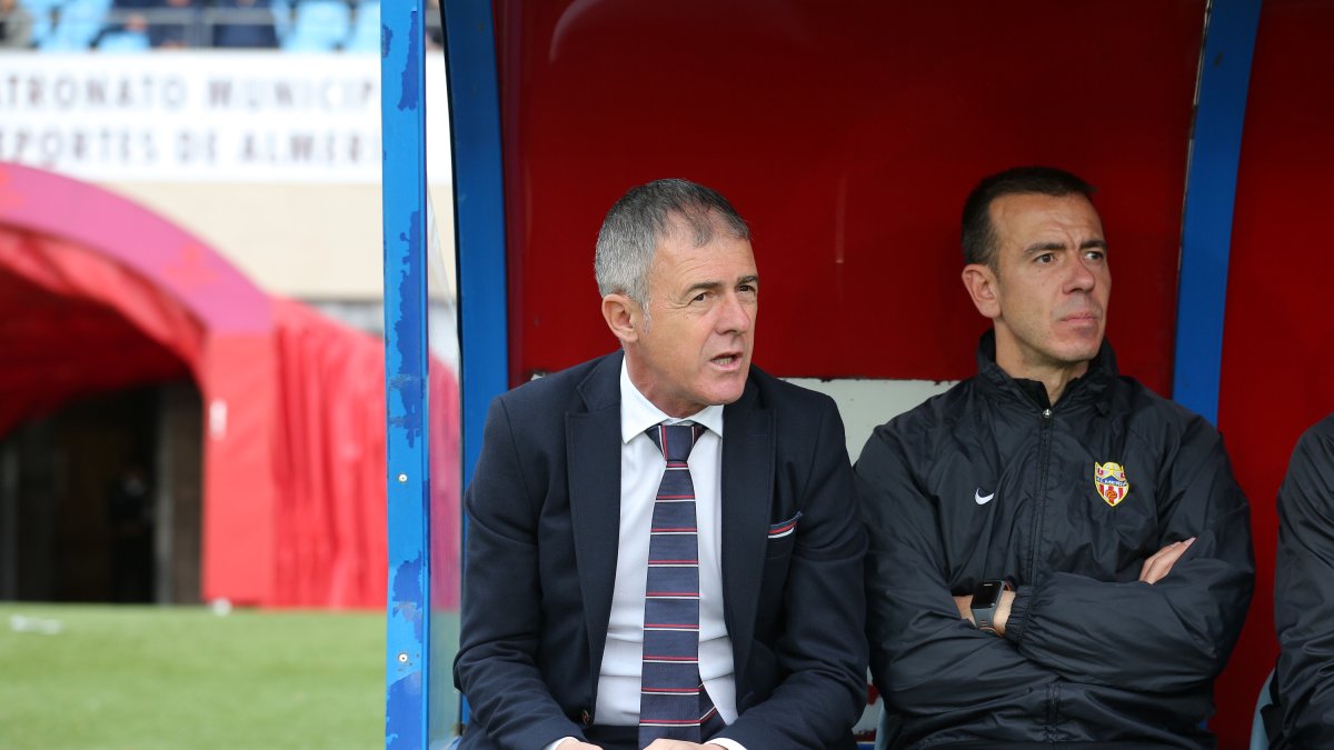 Lucas Alcaraz con Miguel Ángel Campos.