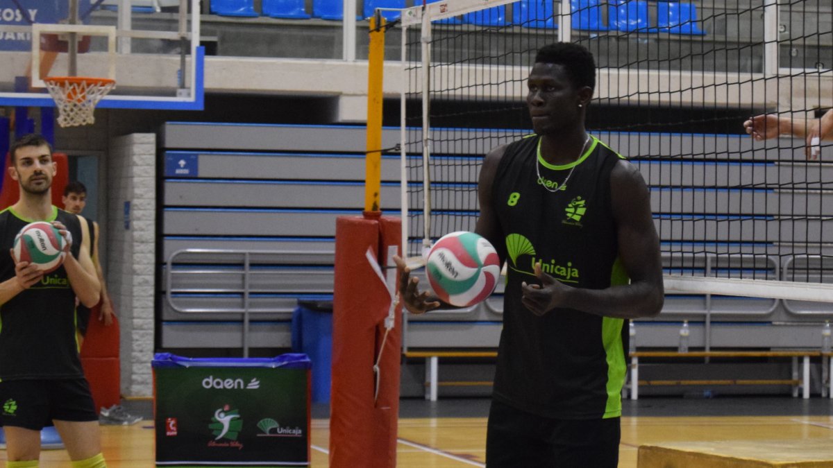Jean Pascal entrenando con el Unicaja.
