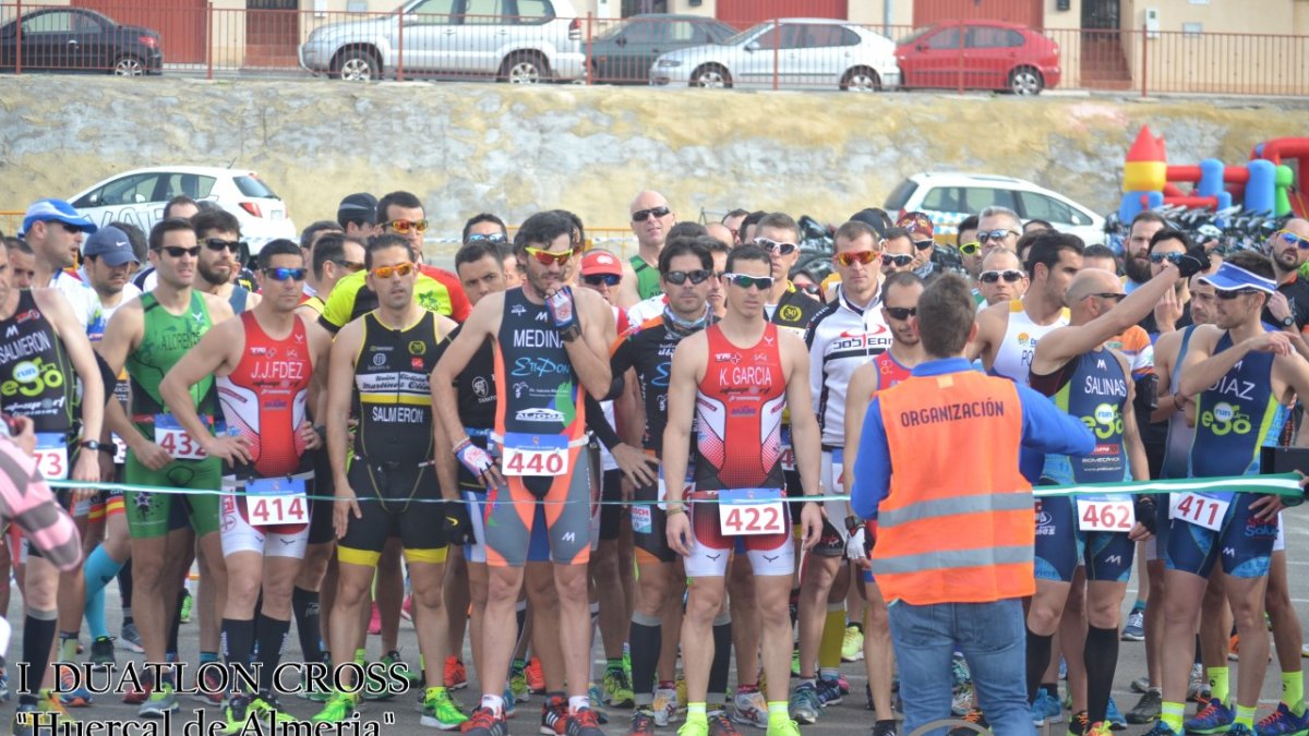 Los participantes en la pasada edición de la carrera.