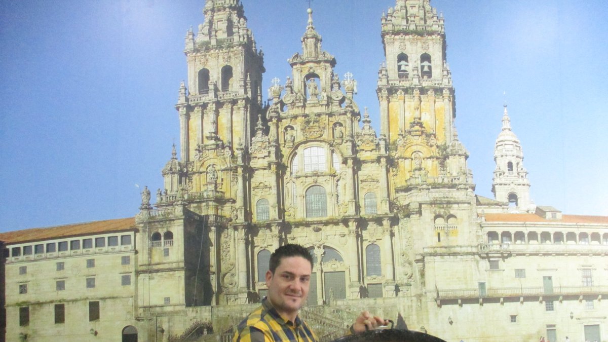 Iván Izard Ballesteros posando.