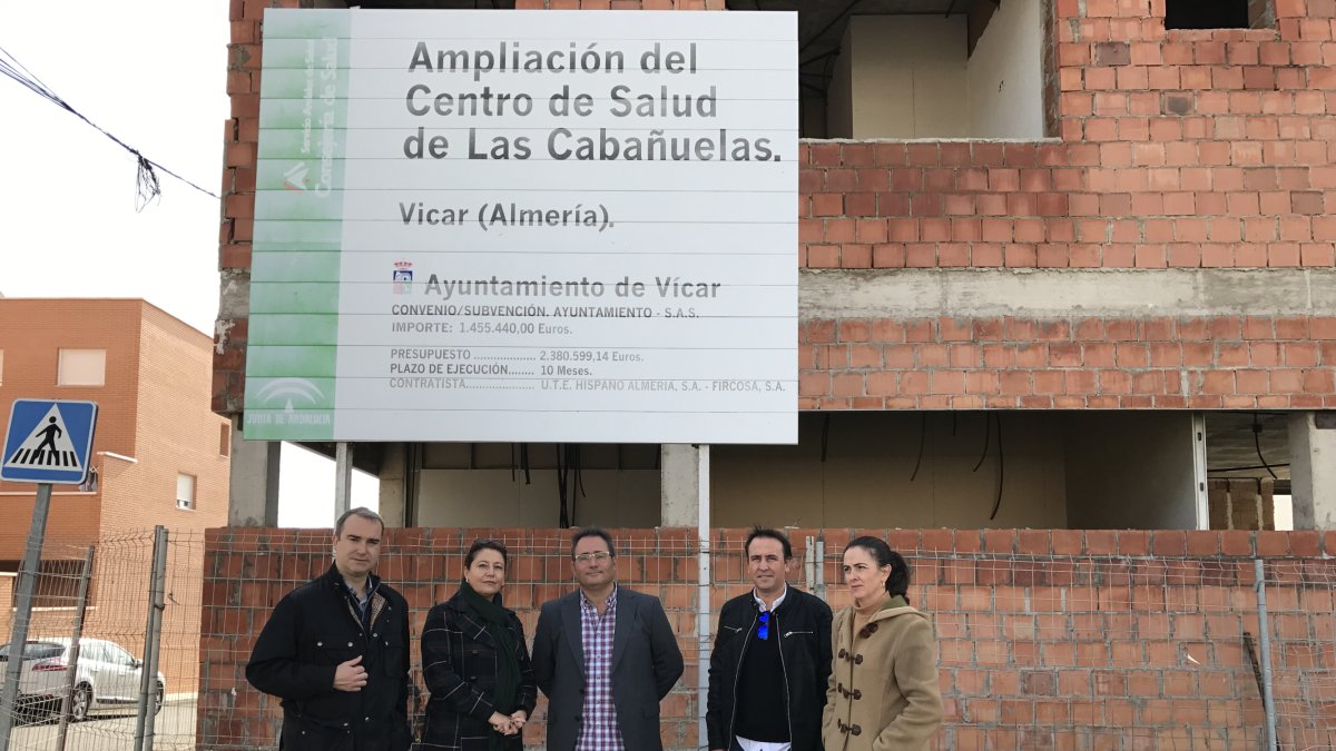 Visita de los parlamentarios a las obras del centro.