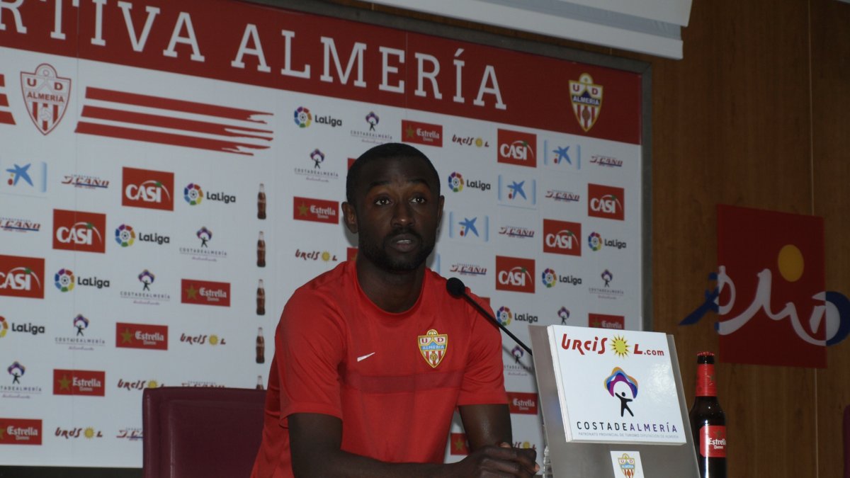 Pape Diamanka en sala de prensa.