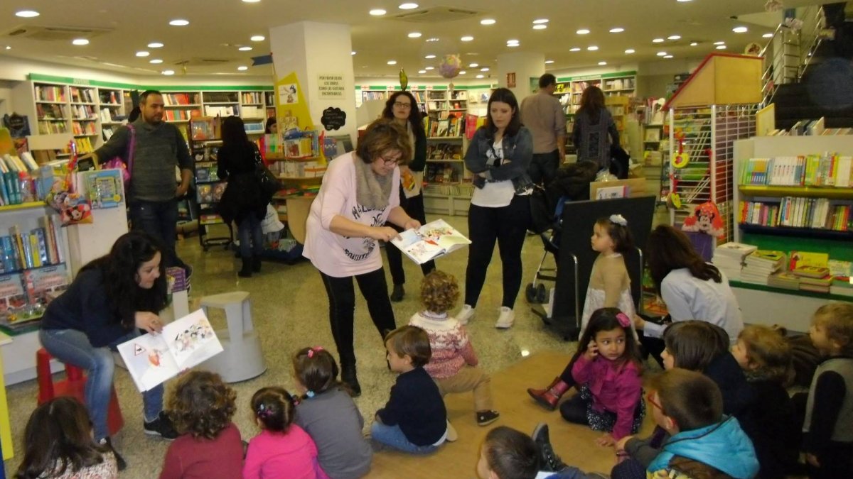 Cuentacuentos y minitalleres temáticos en Librerías Picasso