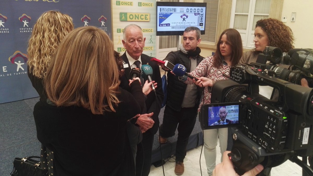 Gabriel Amat, ayer en Diputación.