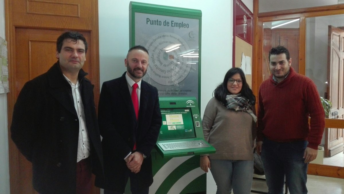 Visita del delegado territorial a Turre.