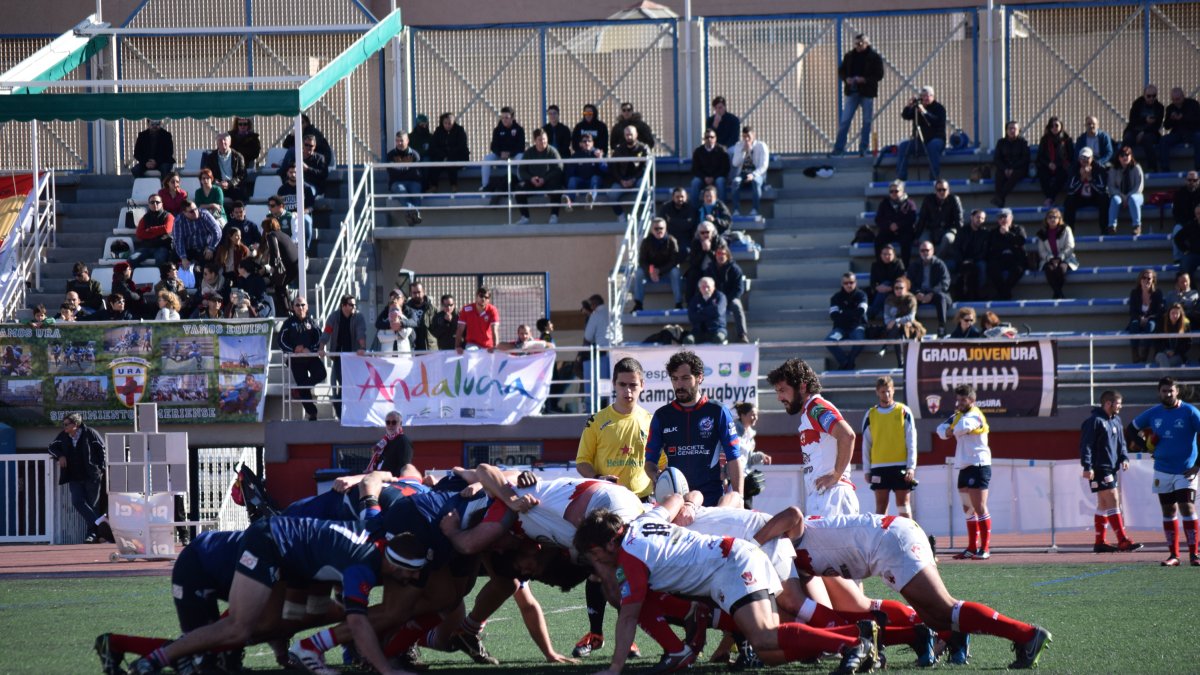 Una jugada del partido.