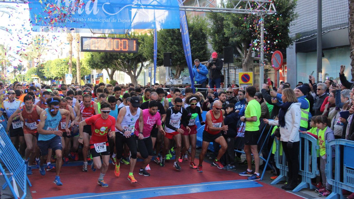 Un total de 1.100 corredores participaron ayer en la prueba.
