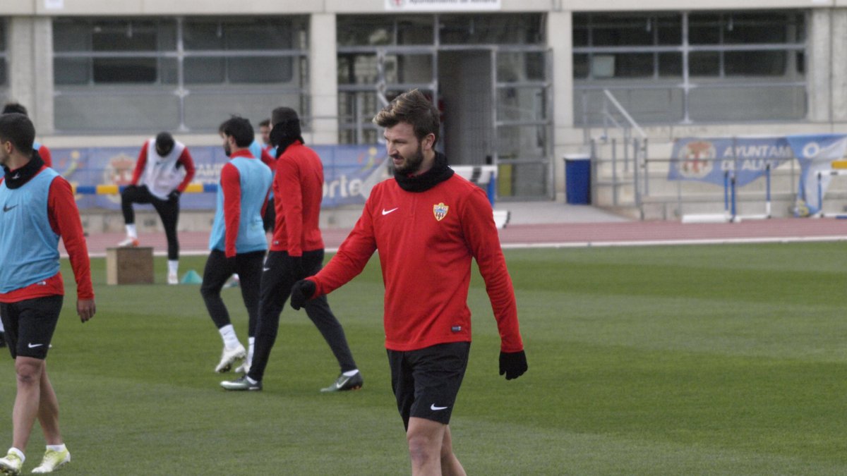Primer entrenamiento de Marco Motta.
