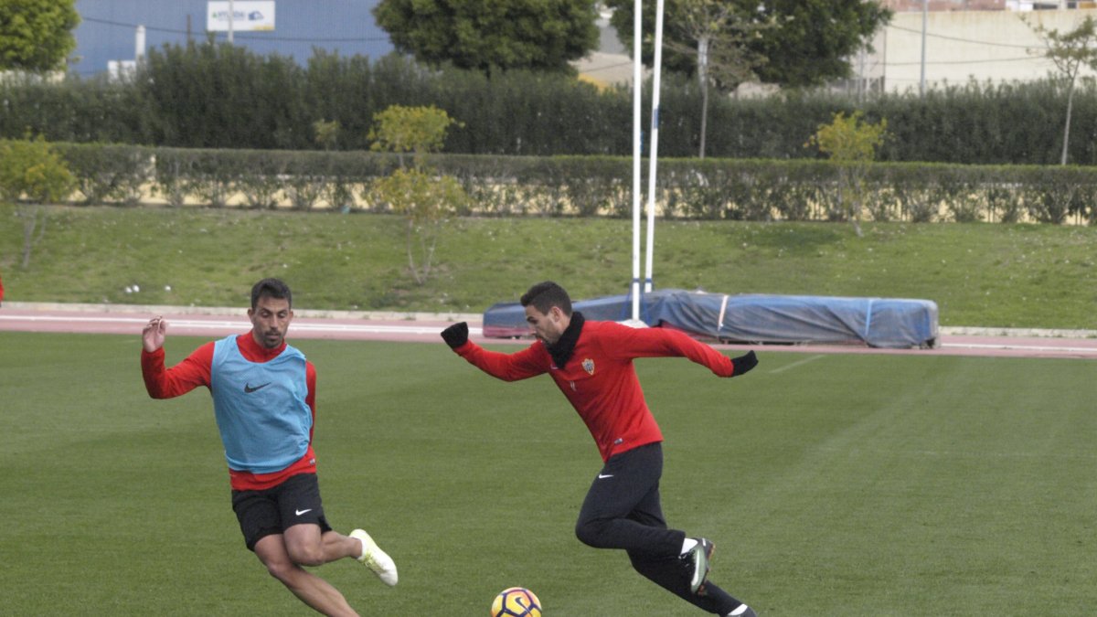 Puertas e Isidoro no han renovado.
