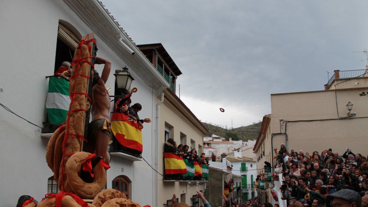 La procesión con el Patrón de Lubrín, San Sebastián, volvió a congregar a más de 10.000 personas.