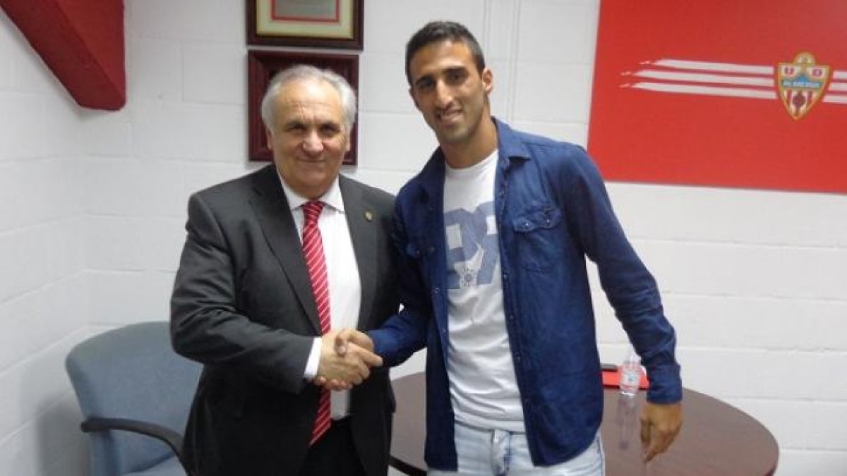 Pellerano en su etapa en el Almería con Alfonso García.