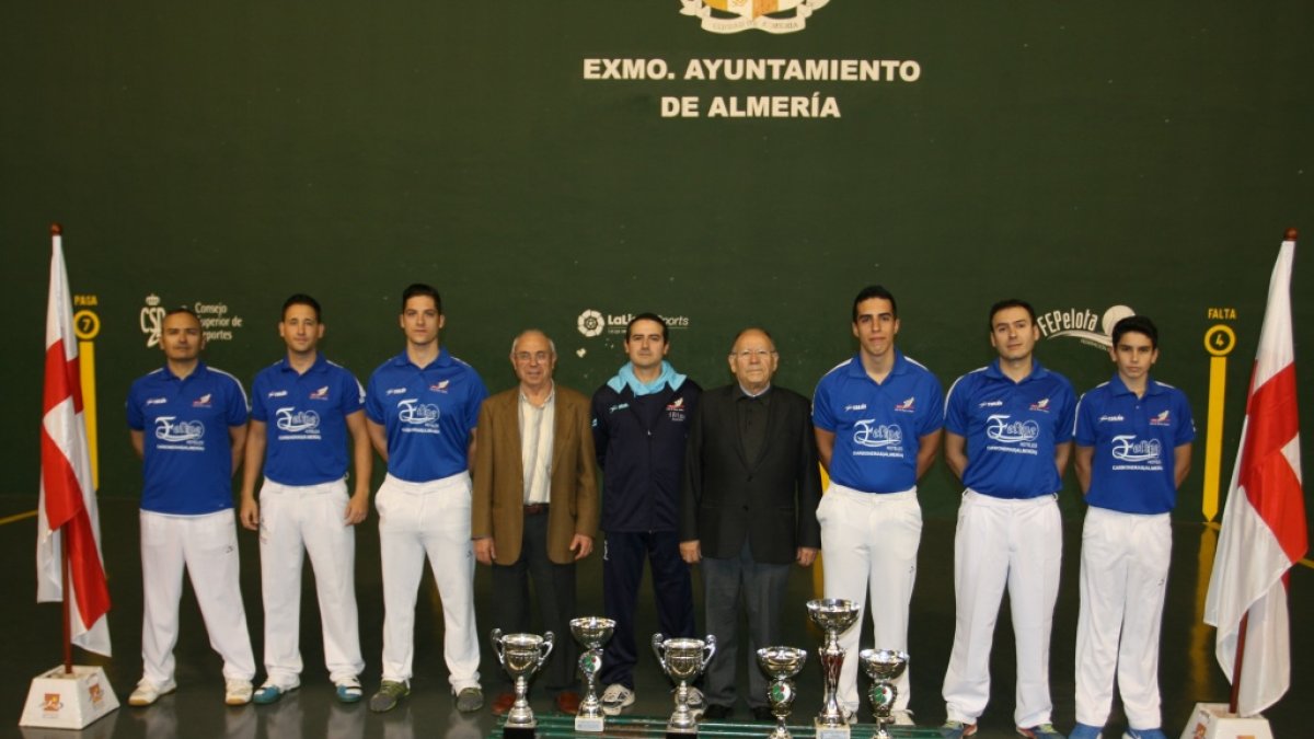 Presidente del Club, Antonio Soler, y José Antonio Cruz Almansa.