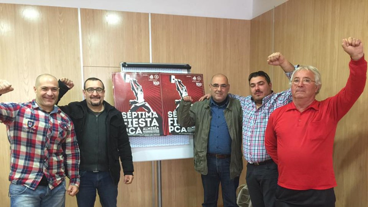 Miembros del nuevo Comité Local cuevano