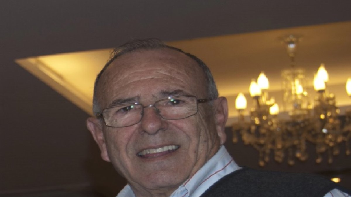 Paco Urrutia.