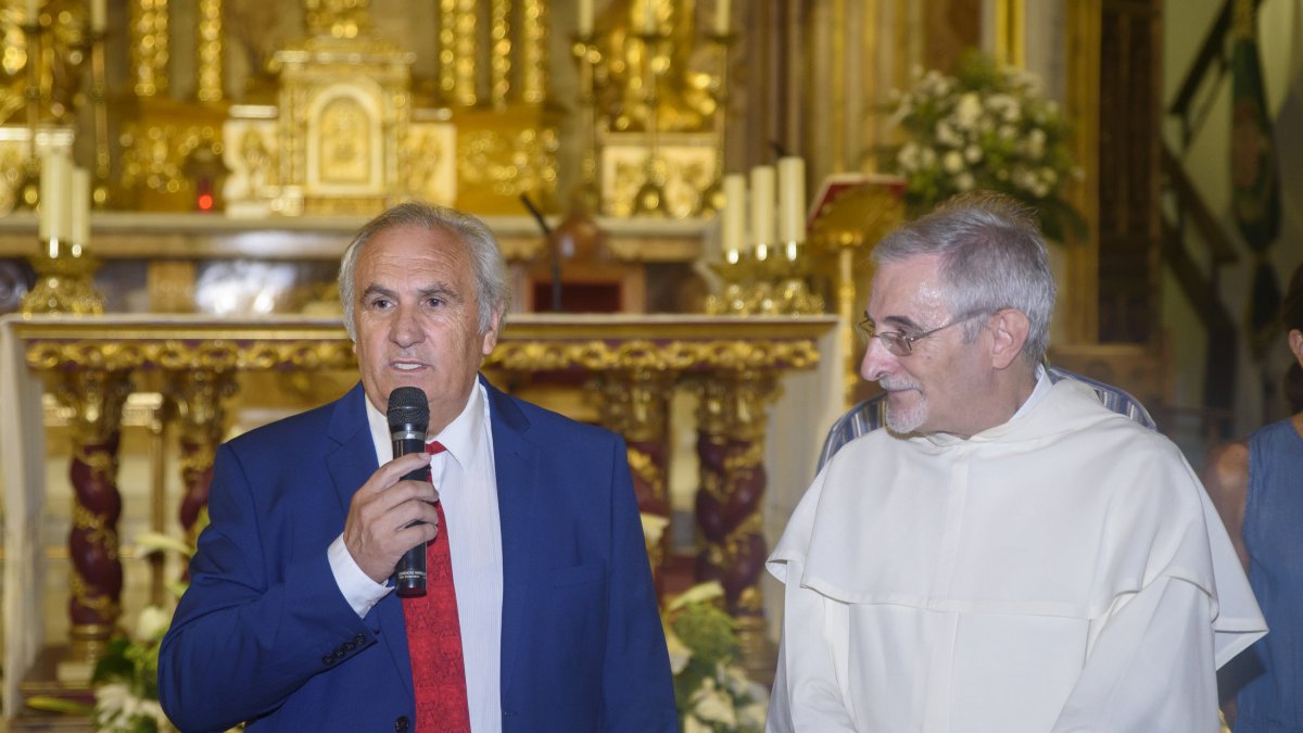 El presidente sabe que si falla algo siempre nos quedará la Patrona.