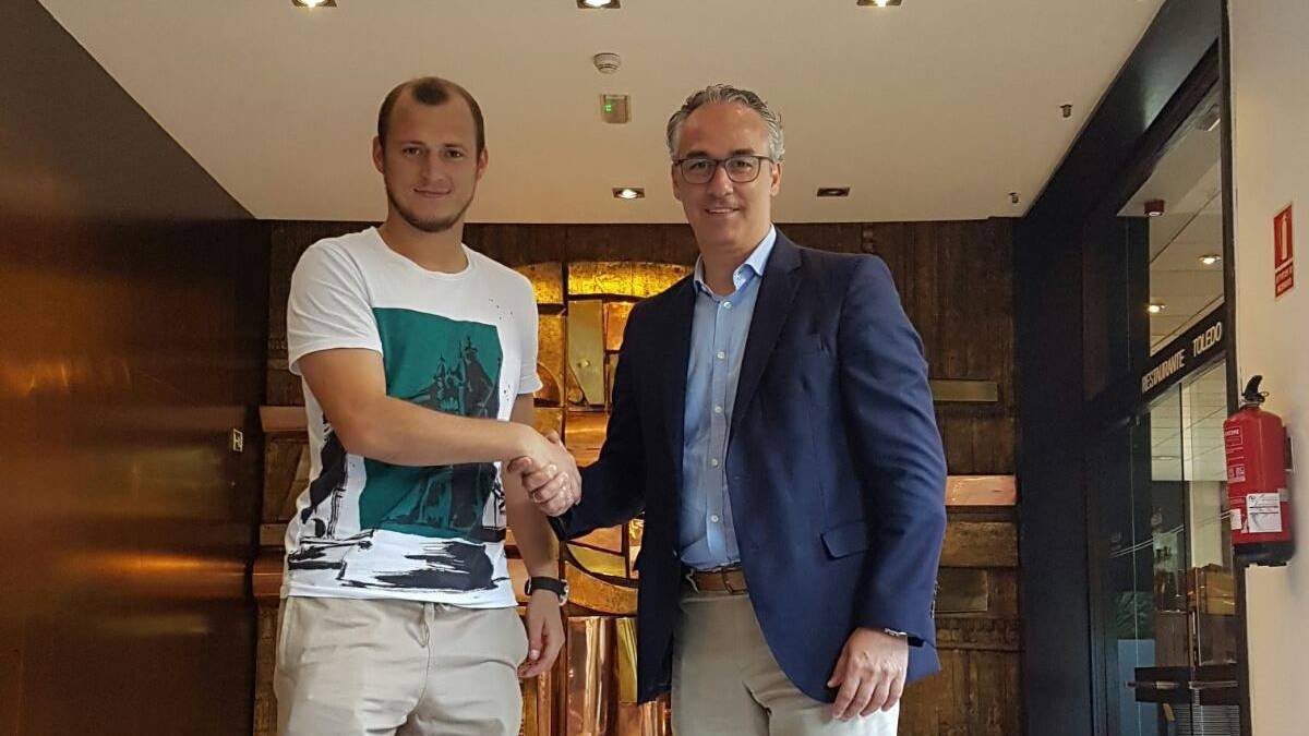 Zozulya no jugará en el Rayo.