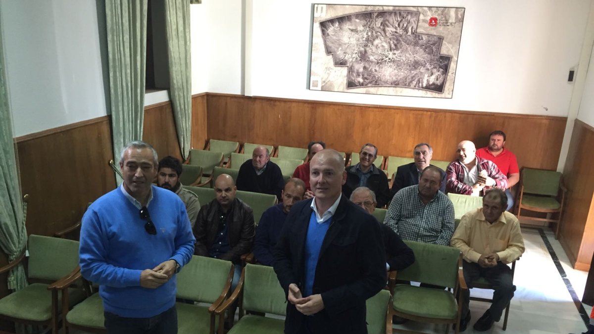 Imagen de la visita del delegado de Fomento.