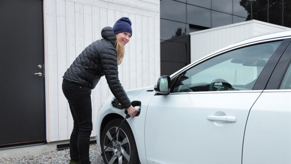 VOLVO CARS.