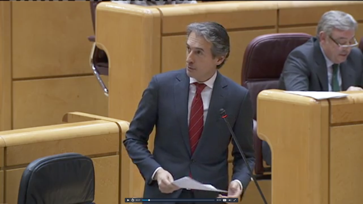 De la Serna, ayer en el Senado.