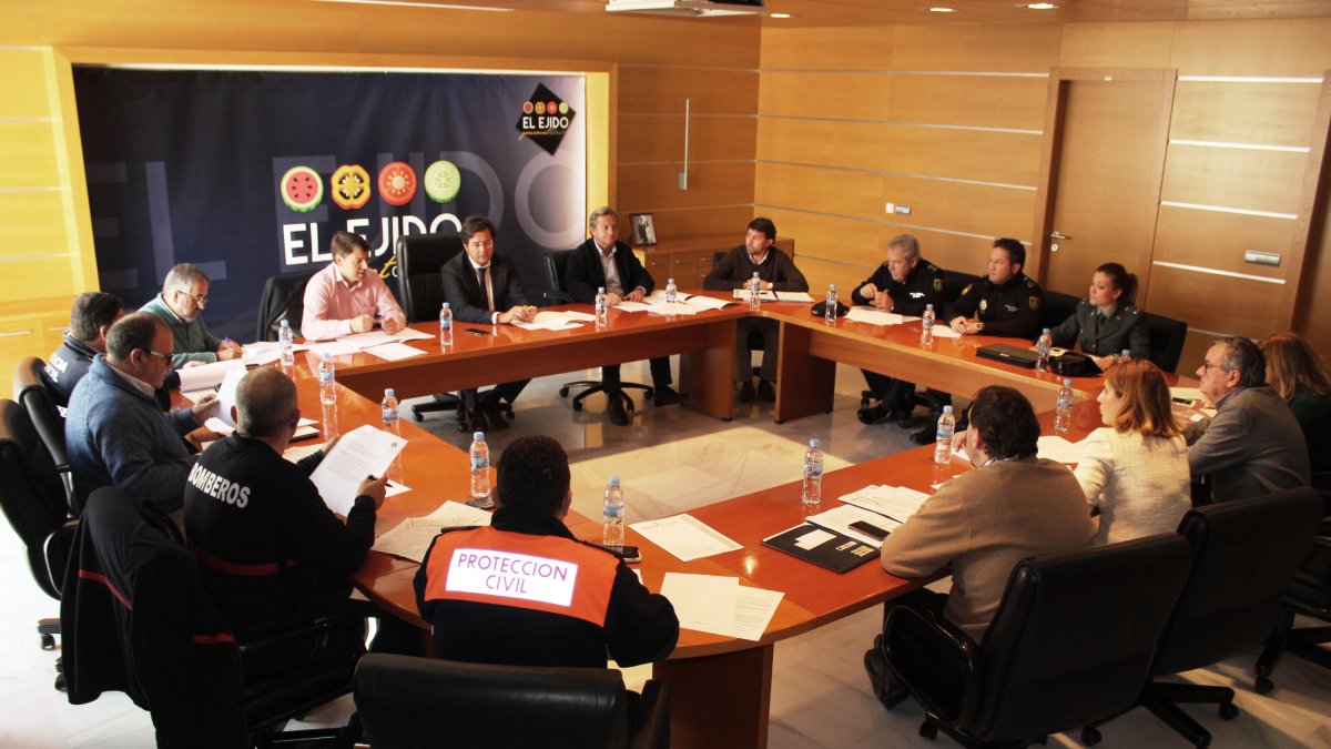 Imagen de archivo de una Junta Local de Seguridad celebrada en El Ejido.