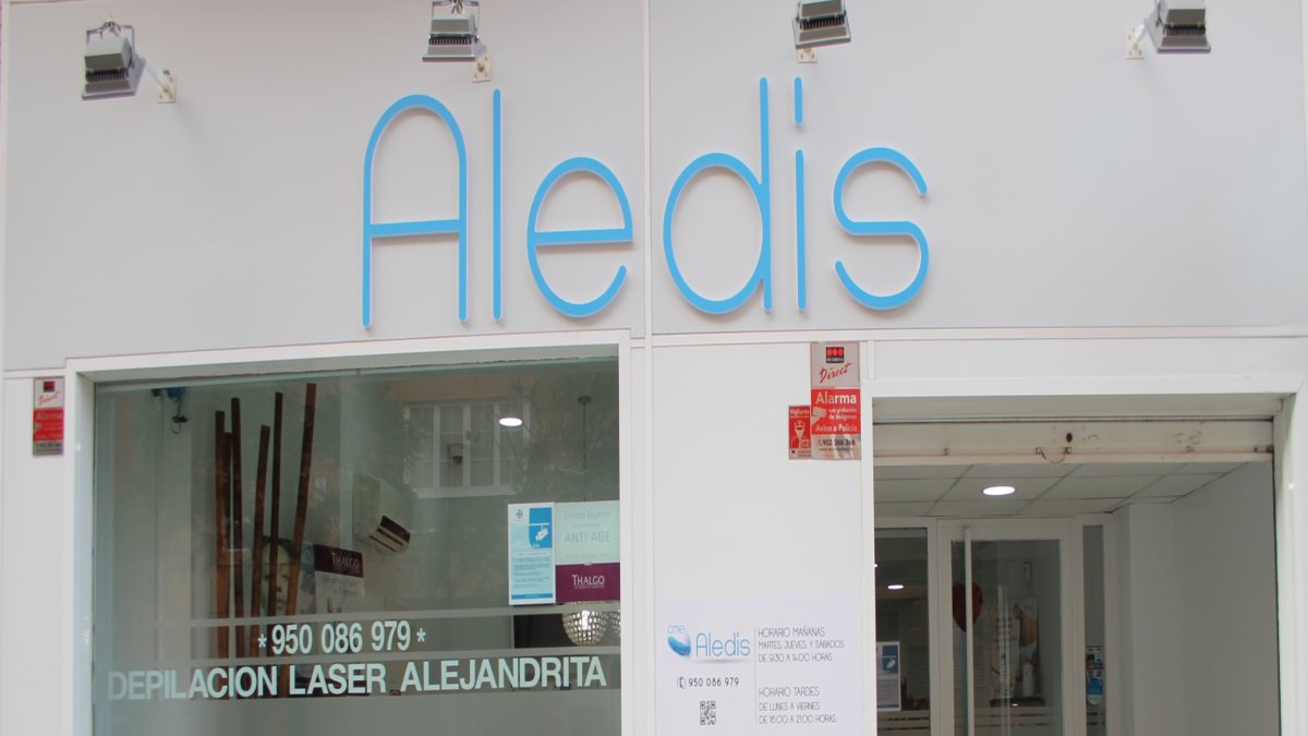 CME Aledis está en calle Minas de Gádor 7 local 53.