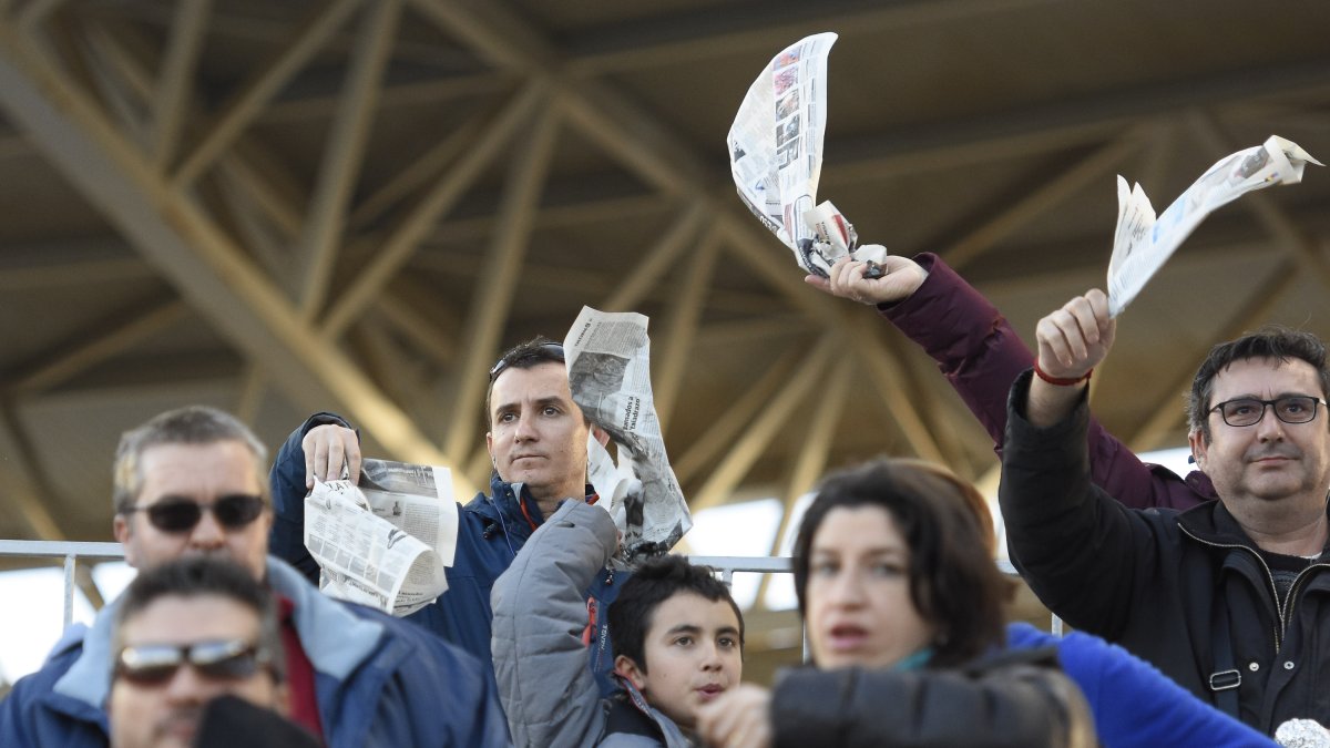 Solo al final la afición mostraba su enfado con el equipo.